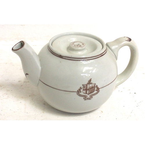 486 - GWR Refreshment Dept. one person tea pot with correct GWR drop in lid, has had minor restoration - a... 