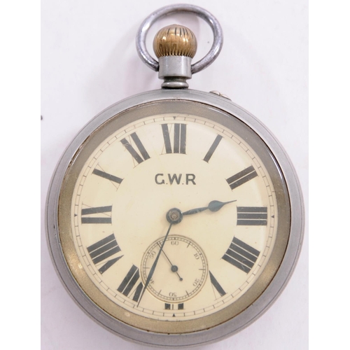 742 - GWR pocket watch by Barry and Sons, Cardiff, GWR 2226 on the back of the case, GWR on the face, runs... 