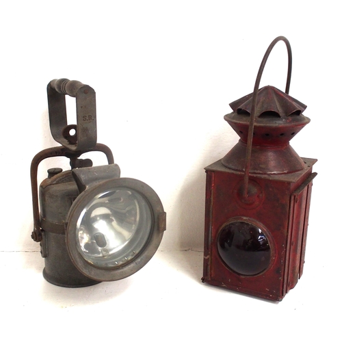 90 - SR Acetylene handlamp & C&W red warning lamp, both complete & in good order. (2) (A1) (Dispatch by M... 