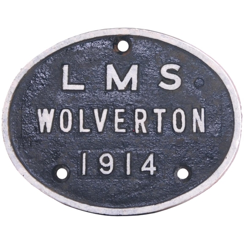 974 - Coach plates, LMS WOLVERTON 1914, LMS EARLESTOWN 1916, each cast iron, 5