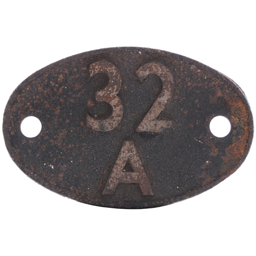 390 - A shedplate, 32A, Norwich (1948-May 1973). Ex loco condition. (Postage Band: C)