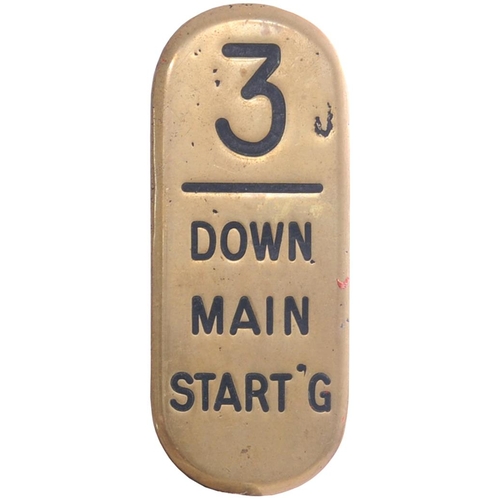 425 - A group of GWR signal lever plates, the wording includes SIDINGS SAFETY, UP MAIN HOME (SLOT), UP AND... 