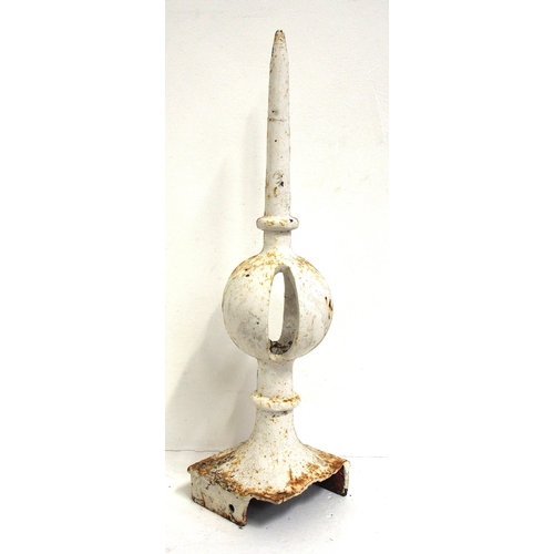 135 - GNR C/I signal finial, 31