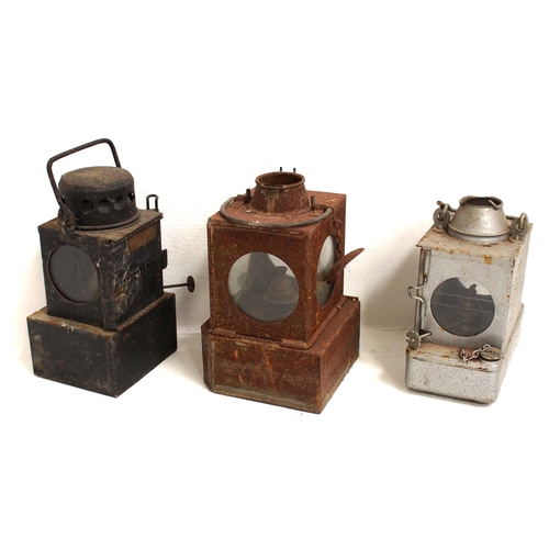 423 - Miscellaneous signal lamp interiors/reservoirs one Cheshire Lines, all ex storage. (3) (A4) (Dispatc... 