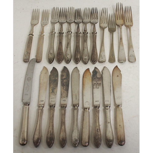 477 - Miscellaneous table cutlery including LNER, Isle of Man Steam Packet, Greenore Hotel, Palace Hotel, ... 