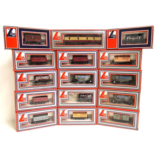 716 - Lima OO gauge boxed wagons all in good condition. (15) (D4) (Dispatch by Mailboxes/Collect from Banb... 