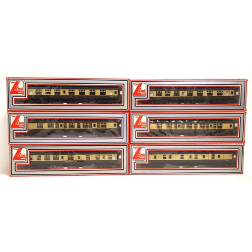 723 - Lima 00 gauge Western Region coach rake, all boxed & in good condition. (6) (D4) (Dispatch by Mailbo... 