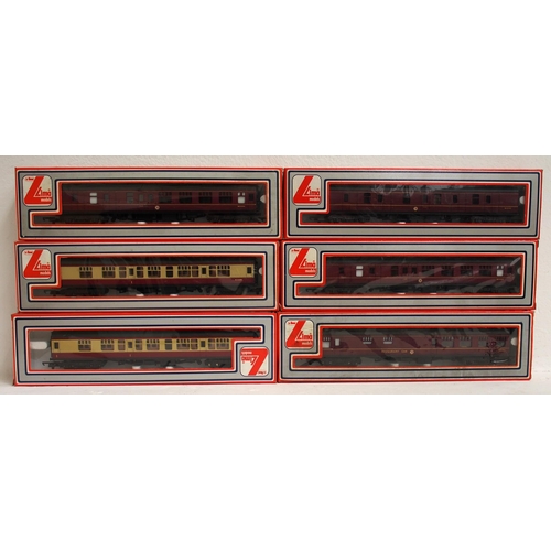 724 - Lima 00 gauge Mk 1 coach rake, all boxed & in good condition. (6) (D4) (Dispatch by Mailboxes/Collec... 