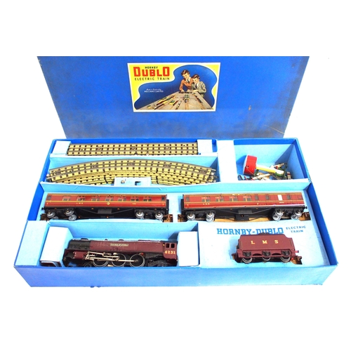 732 - Hornby Dublo boxed 3-rail train set with LMS Duchess of Atholl, appears complete & box is reasonably... 