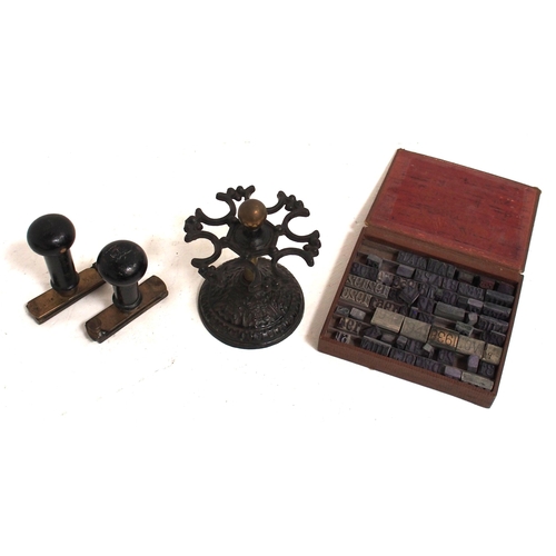 826 - C/I ink stamp stand with two GER make up stamps * box of type set. (D2) (Dispatch by Mailboxes/Colle... 