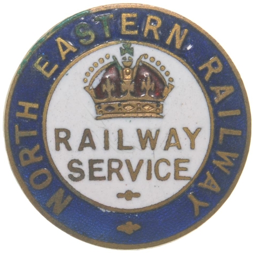 686 - Badge, NER First World War Railway Service, brass/enamel, by Fattorini. (C2) (Dispatch by Mailboxes/... 