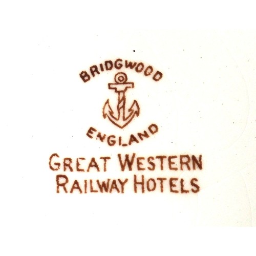 916 - GWR Hotels first class gold rimmed tableware by Bridgewood (marked underside) comprising of - 7