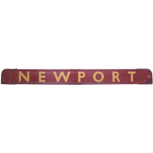 42 - A carriage board, NEWPORT-BARRY ISLAND, used on local services in South Wales. Painted wood, length ... 