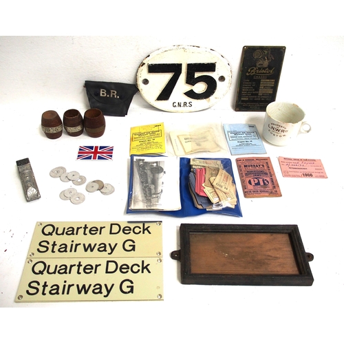 419 - A miscellaneous small item delve including Royal Navel wooden barrel egg cups made from timber recla... 