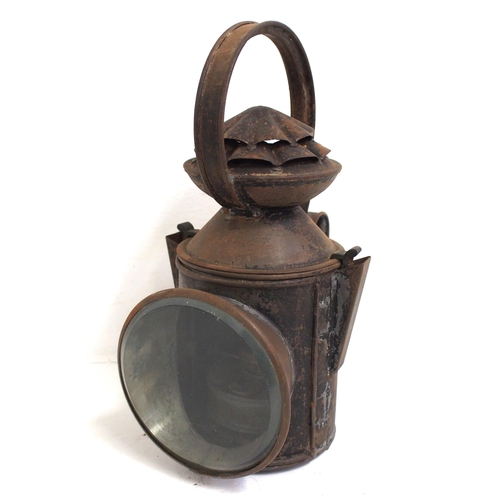 502 - LNER (GNR pattern) 3 aspect handlamp, complete good ex service condition. (A1) (Dispatch by Mailboxe... 