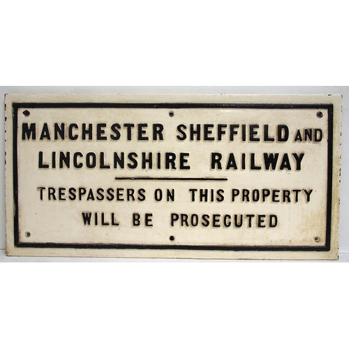 853 - Manchester Sheffield & Lincolnshire Rly C/I trespass notice (TPMS101), 37¾