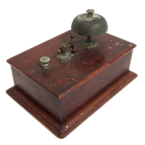 911 - Tyer's block bell as used with single line instruments, original complete condition. (B2>) (Dispatch... 