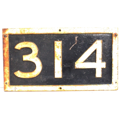 960 - L&SWR C/I bridgeplate 