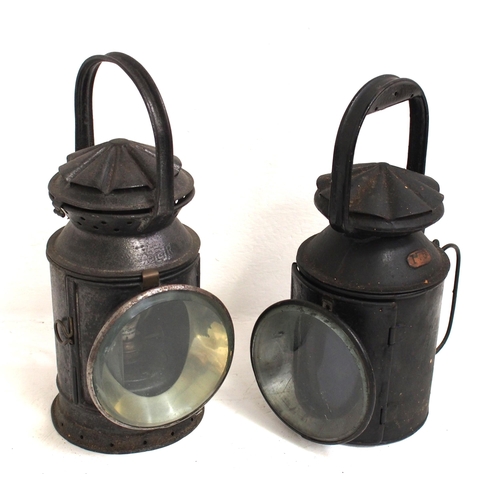 980 - LSWR 4 aspect handlamp complete with mauve inner lens case stamped 