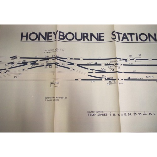 513 - Official BR(W) signal box diagrams (office copies) most with official stamp - MORRIS COWLEY 1965, TO... 