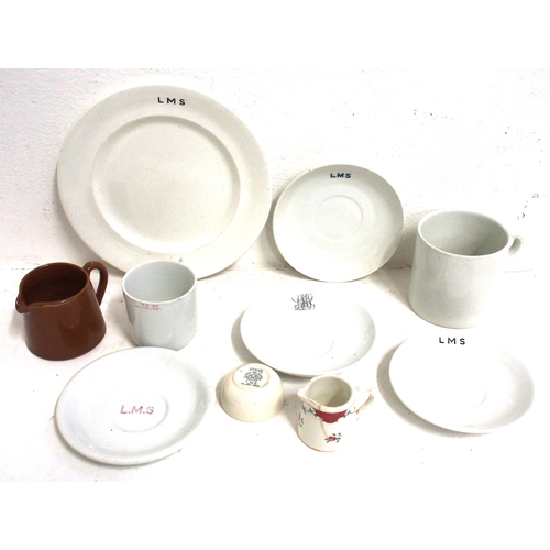 498 - LMS table china - large plate, saucers (4), 1 pint mug, teacup, finger bowl, brown milk jug, Dining ... 