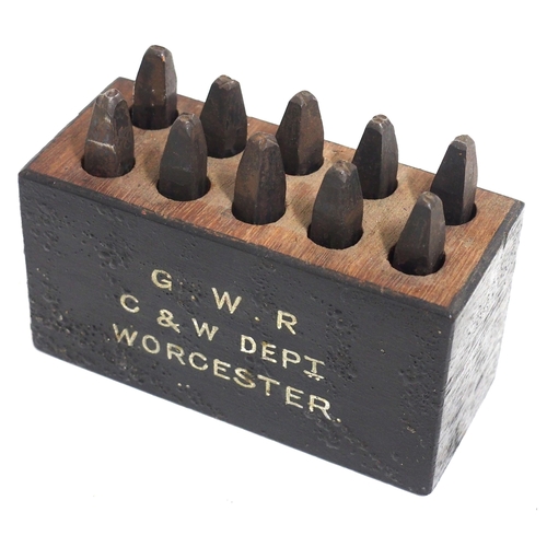 702 - GWR C&W DEPT WORCESTER steel number stamps in original wooden stand, stamps are stamped GWR, a very ... 