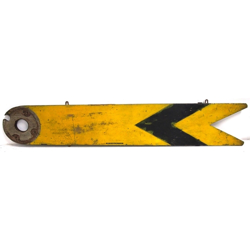 738 - GER wooden distant signal blade with 