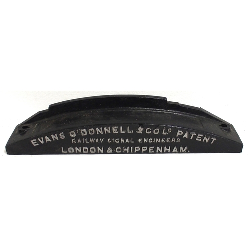 752 - Evan's O'Donnell & Co Ltd London & Chippenham signal lever frame end casting, Company merged with Sa... 