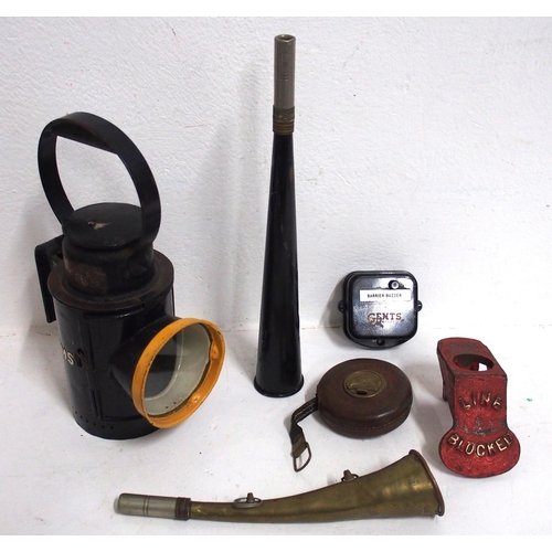 821 - Miscellaneous items - LMS 3 aspect handlamp (complete & in good order), LMS brass warning horn, BR p... 