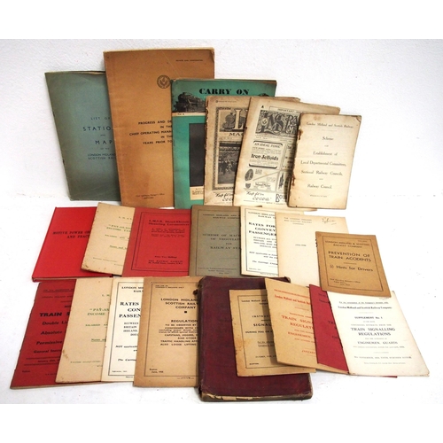 915 - Quantity of mainly LMS official booklets, GWR Abbeys (2), Cathedrals & Castles hardback books, LMS s... 