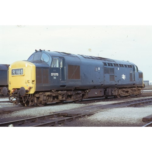 753 - Selection in case of colour 35mm slides in mounts featuring mainly BR 1970s & 80s Diesel & Electric ... 