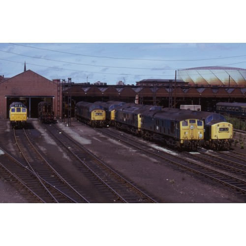 753 - Selection in case of colour 35mm slides in mounts featuring mainly BR 1970s & 80s Diesel & Electric ... 