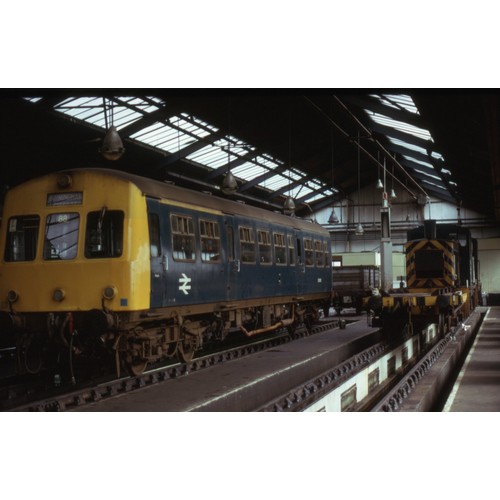 753 - Selection in case of colour 35mm slides in mounts featuring mainly BR 1970s & 80s Diesel & Electric ... 