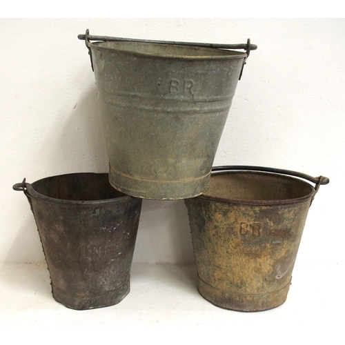 140 - Galvanized buckets - one LNER & four BR - all embossed & all appear to be in sound used condition. (... 