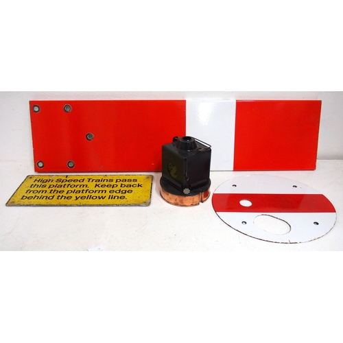 237 - BR enamel upper quadrant home signal arm (very good), enamel ground disc face (good), High Speed Tra... 