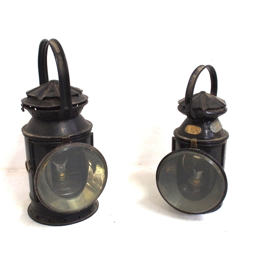 296 - Southern Railway (S(E)R) 3 & 4 aspect handlamps, both complete & in good condition, 3 aspect has aff... 