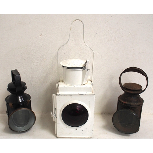 570 - BR(M) train tai lamp complete & in good condition, BR 3 aspect handlamp good complete condition, one... 