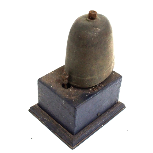 800 - GER C/I cased signal box non-tapper bell, good ex service condition. (B4) (Dispatch by Mailboxes/Col... 