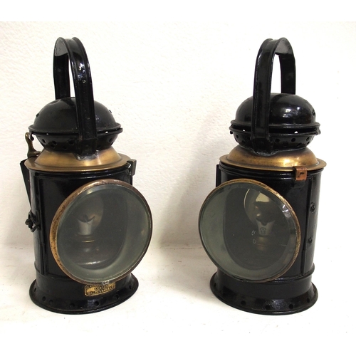 850 - GWR Veritas 3 aspect handlamp, GWR 3 aspect handlamp, both lamps complete & restored. (2) (B1) (Disp... 