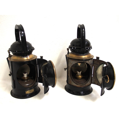 850 - GWR Veritas 3 aspect handlamp, GWR 3 aspect handlamp, both lamps complete & restored. (2) (B1) (Disp... 