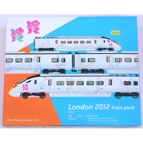 4 - Trainpack, London, 2012 (1)