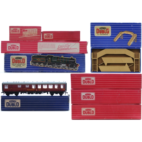 Hornby Coach + Footbridge + Empty Boxes (a lot)