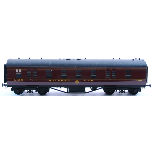 O Gauge LMS Coaches (4)