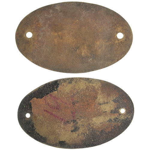 1021 - Two cast brass plates - 