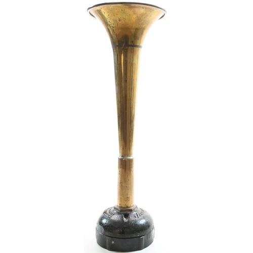 1028 - Diesel Westinghouse air horn (brass), fittings, gauge, wooden replica worksplates etc (7)(B1X) (Disp... 