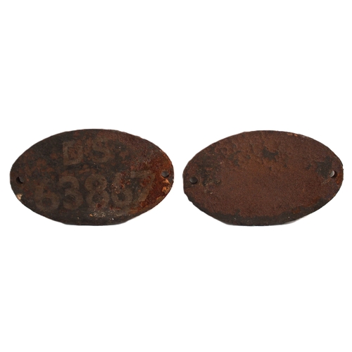 509 - South East & Chatham Rly C/I wagonplates - both plates from the same item of rolling stock 