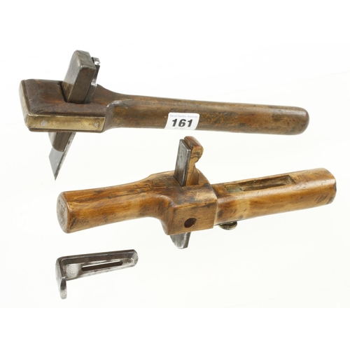 161 - A craftsman made boxwood router with flat and round soles and a millwright's thrift G