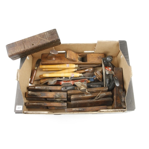 67 - A box of tools G