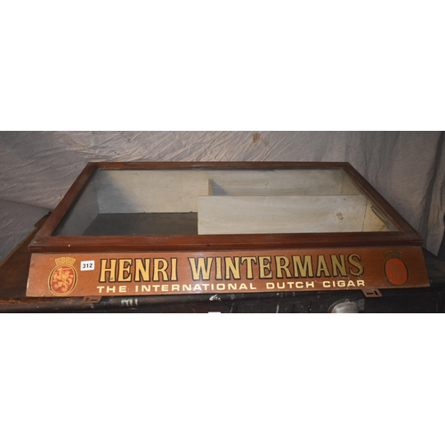 312 - A Henry Winterman counter top cigar display cabinet 38