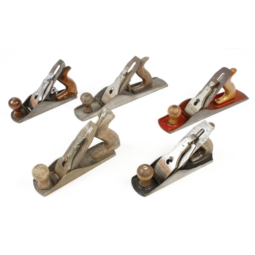 555 - A GTL brass smoother and 4 other metal planes G